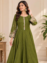 Nayab Noor
